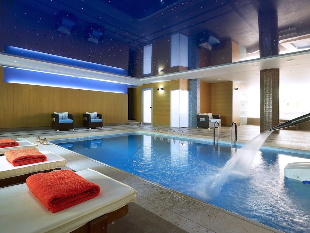 Macaris Suites And Spa 23/66