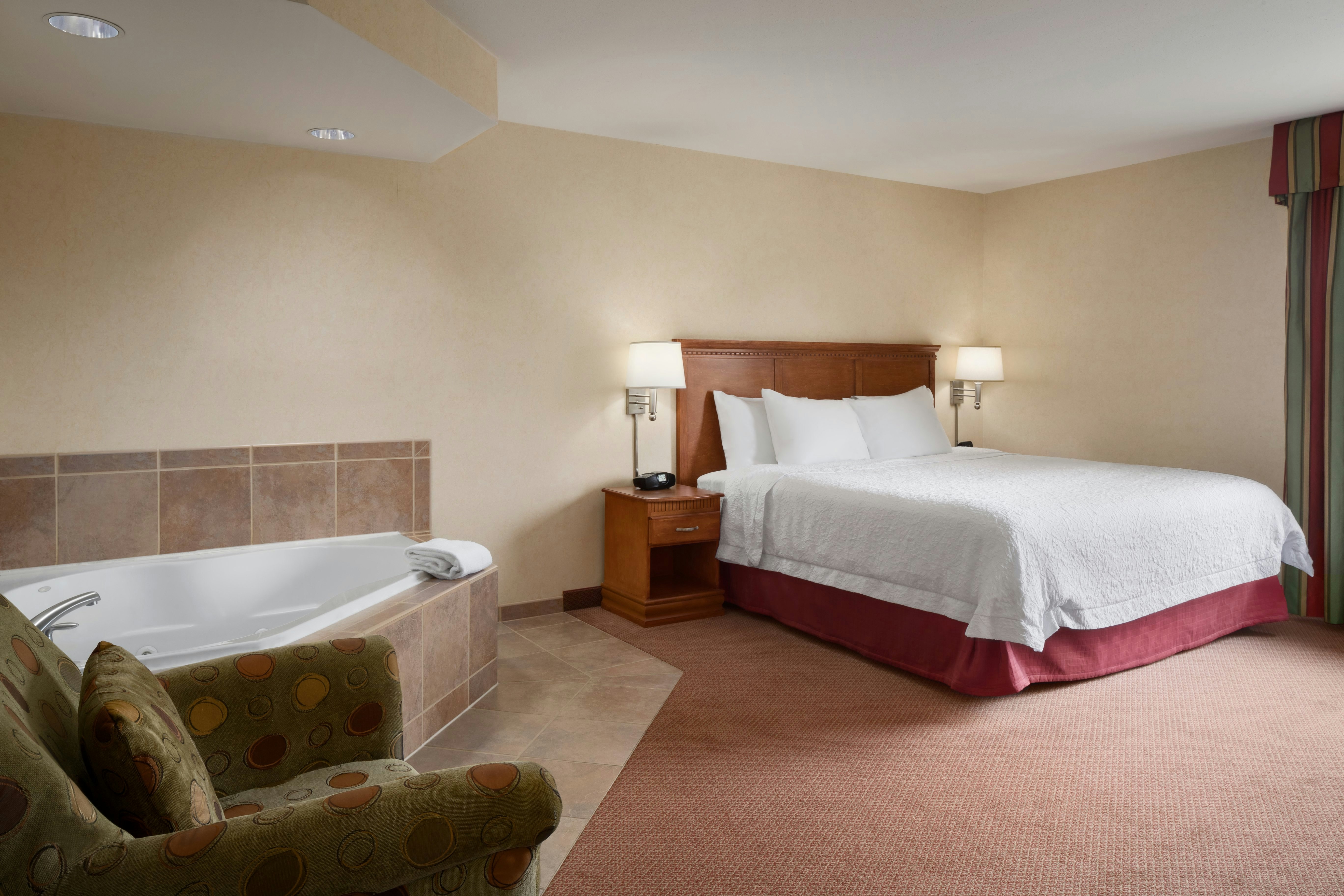 Hampton Inn Belle Vernon 5/19