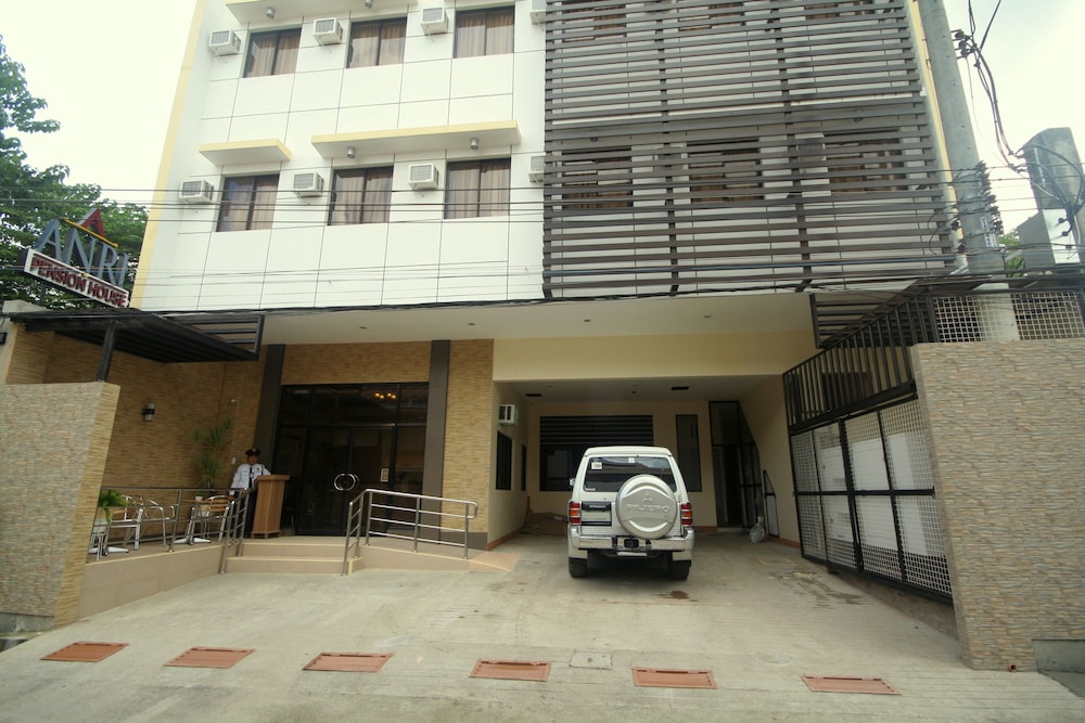 Anri Pension House 38/42