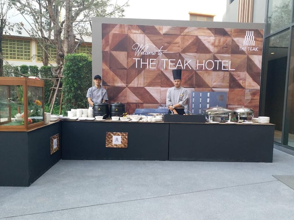 The Teak Hotel Mae Sot 8/50