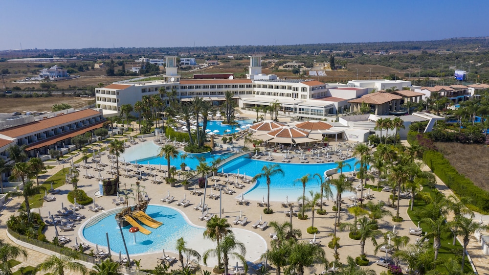 Olympic Lagoon Resort Ayia Napa 5/50