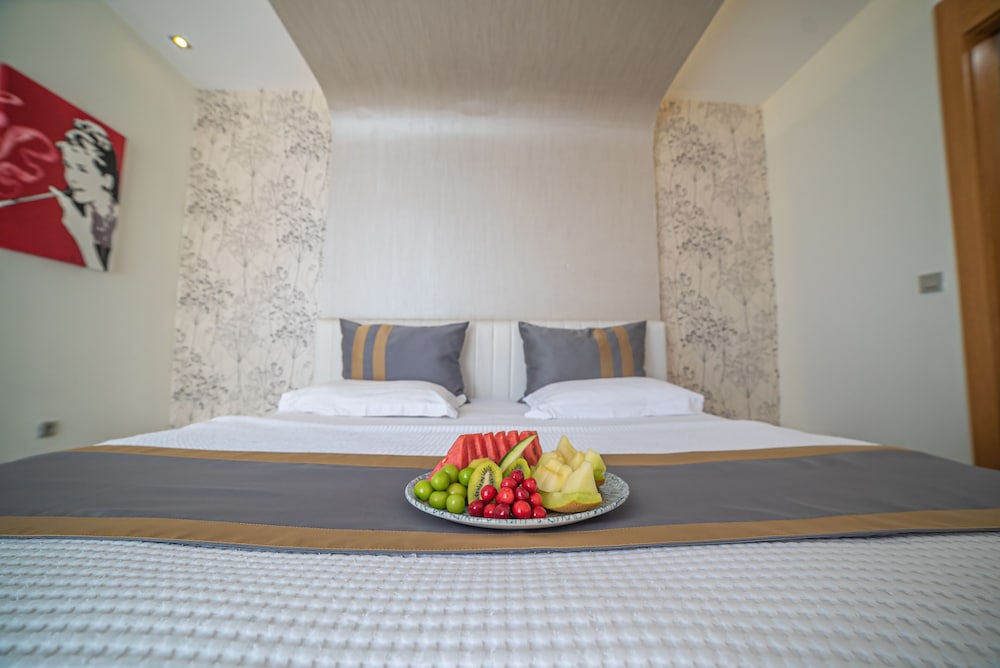 ATIK HOTEL 27/73