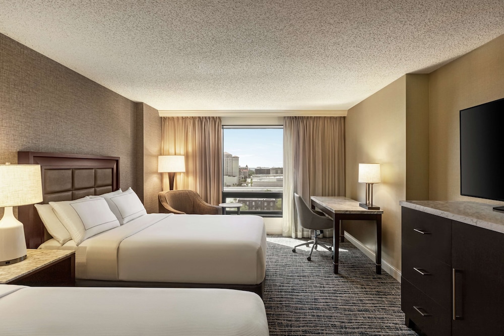 room, 2 double beds, pool view
