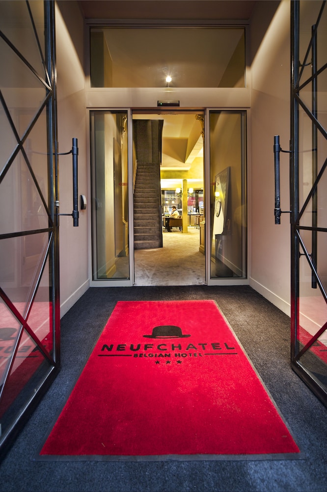 Neufchatel Belgian Hotel 32/43