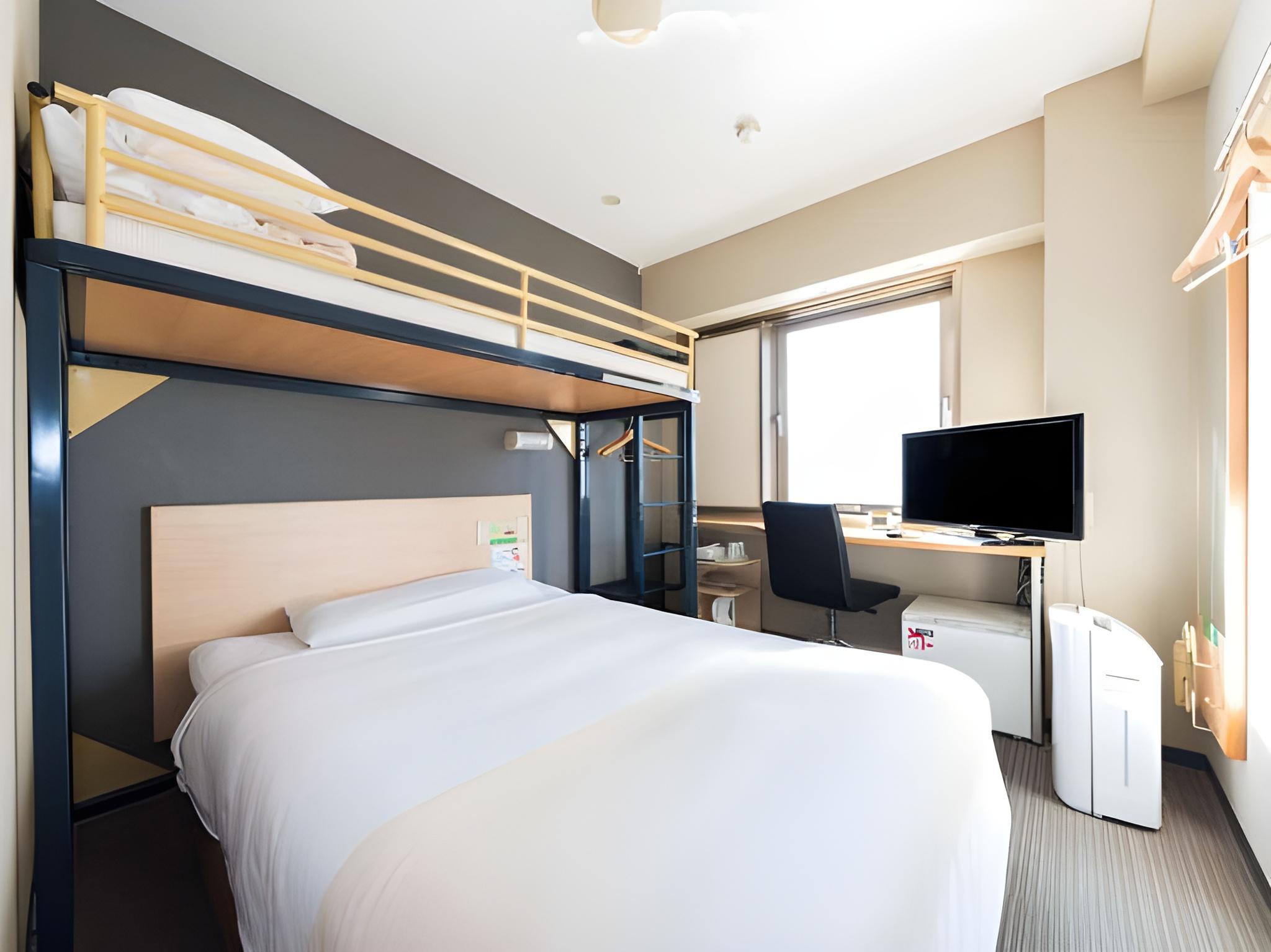 Super Hotel Yokkaichi Ekimae 15/32