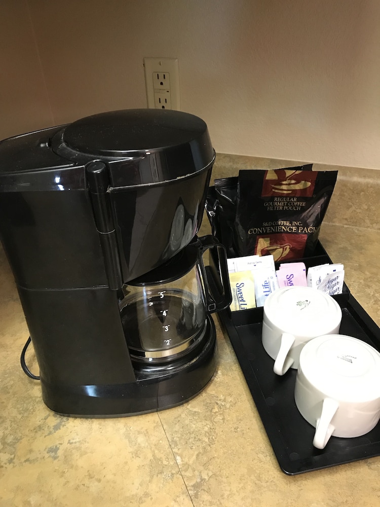 Hawthorn Suites by Wyndham Lake Buena Vista Orlando photo2