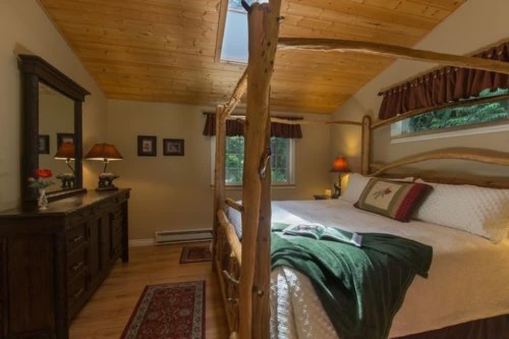 A Hidden Haven & Water Garden Cottages 10/48