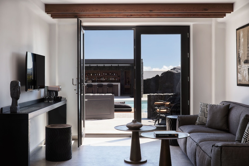 SantAnna Luxury Suites 19/37