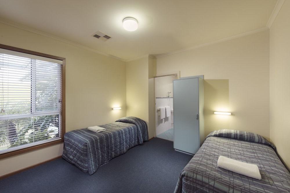West Beach Parks Resort 27/51