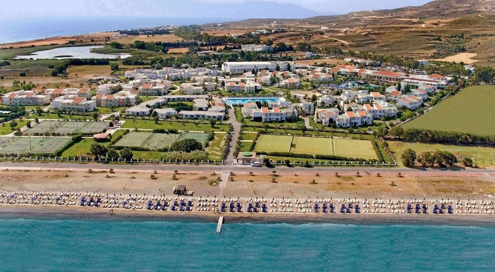 Kipriotis Village Resort in Psalidi