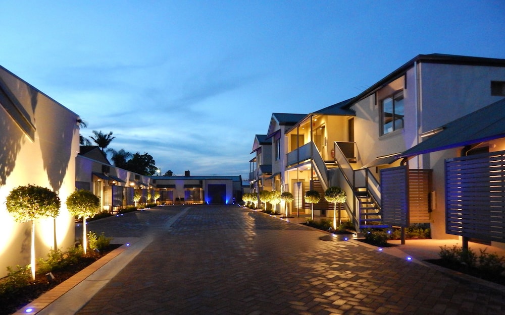 North Adelaide Boutique Stayz Accommodation 52/57