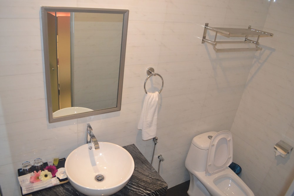 Ashley Boutique Hotel 11/59