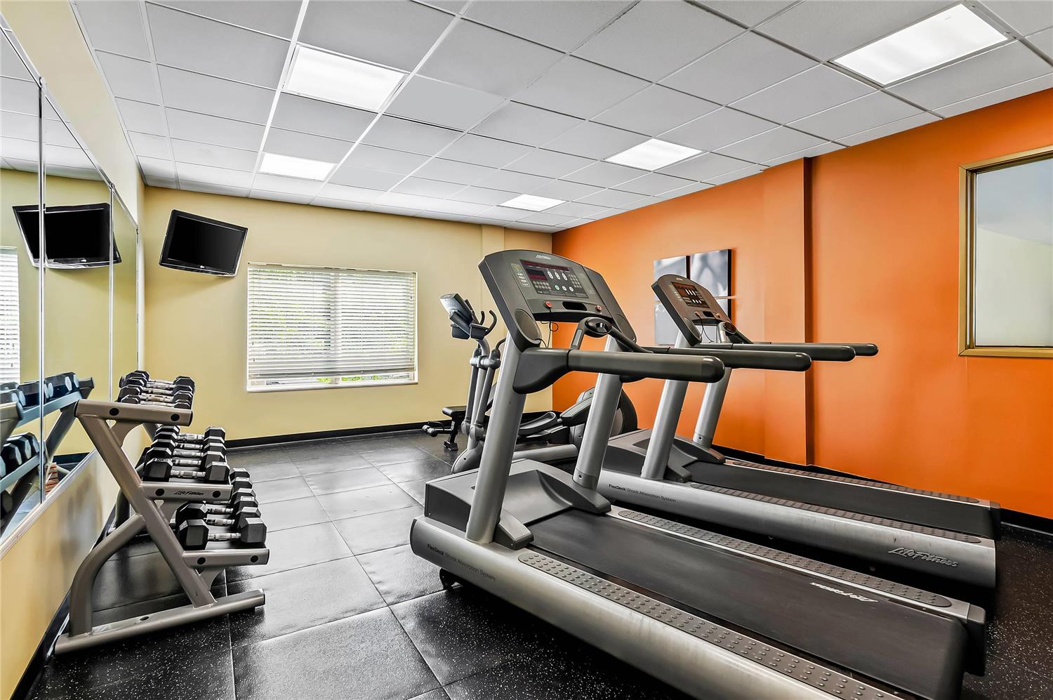 Country Inn Suites By Radisson Princeton Wv 17/34