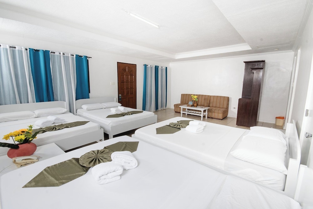 San Remigio Beach Club 20/49