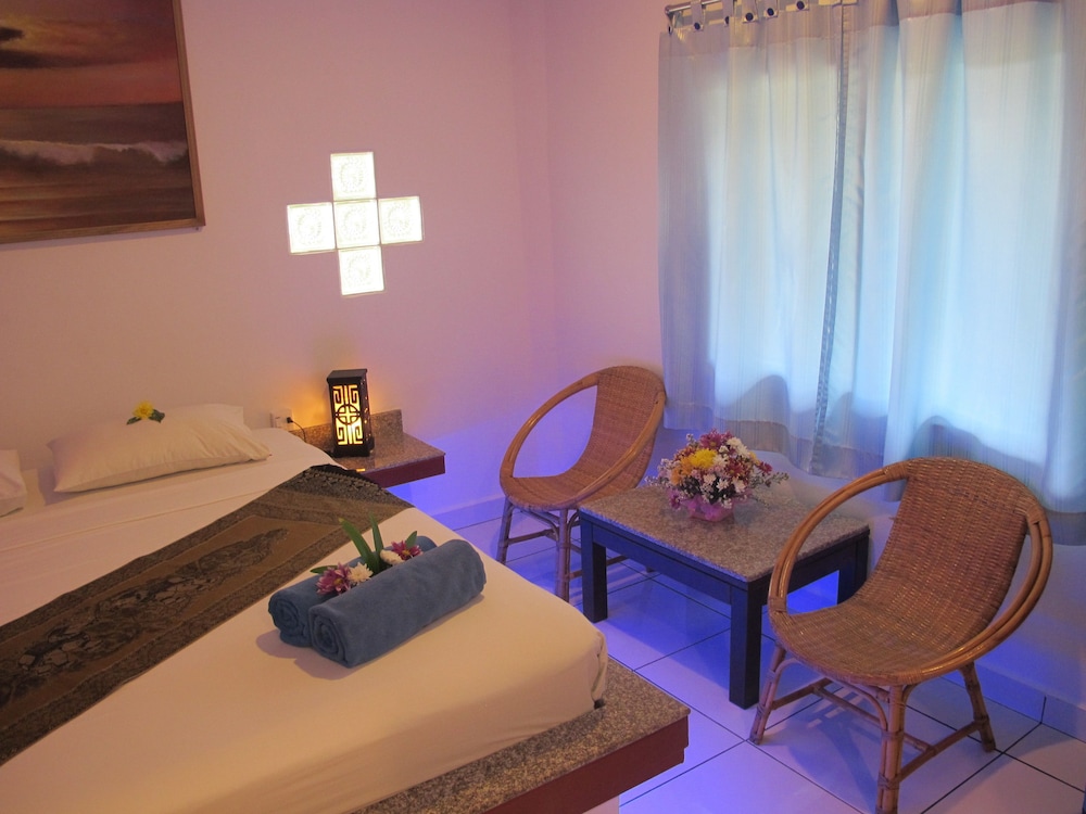 Lanta Island Resort 46/69