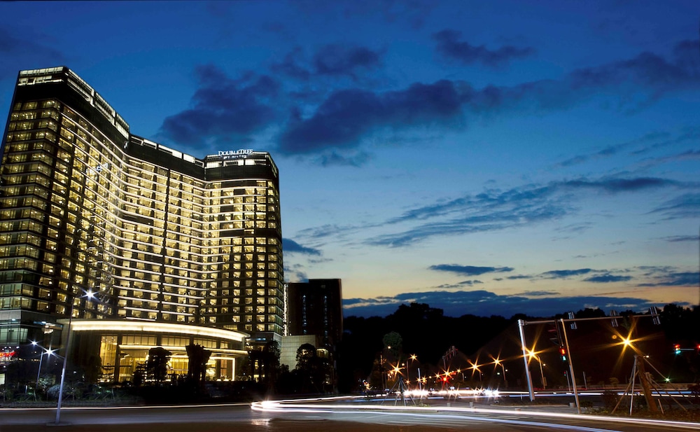 Doubletree By Hilton Heyuan 1/52