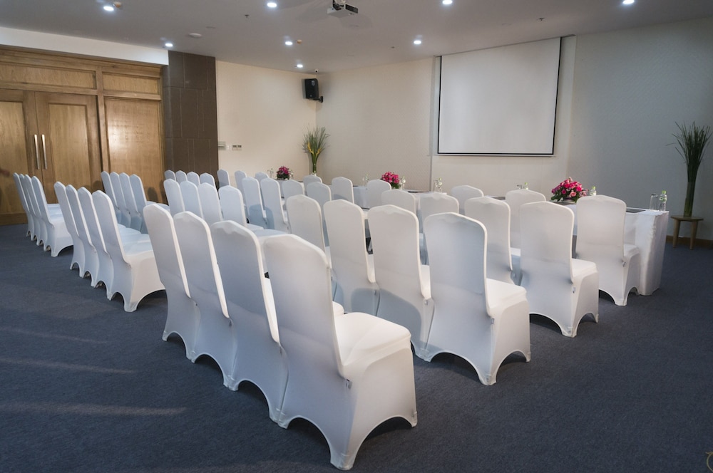 Aristo Saigon Hotel 42/50