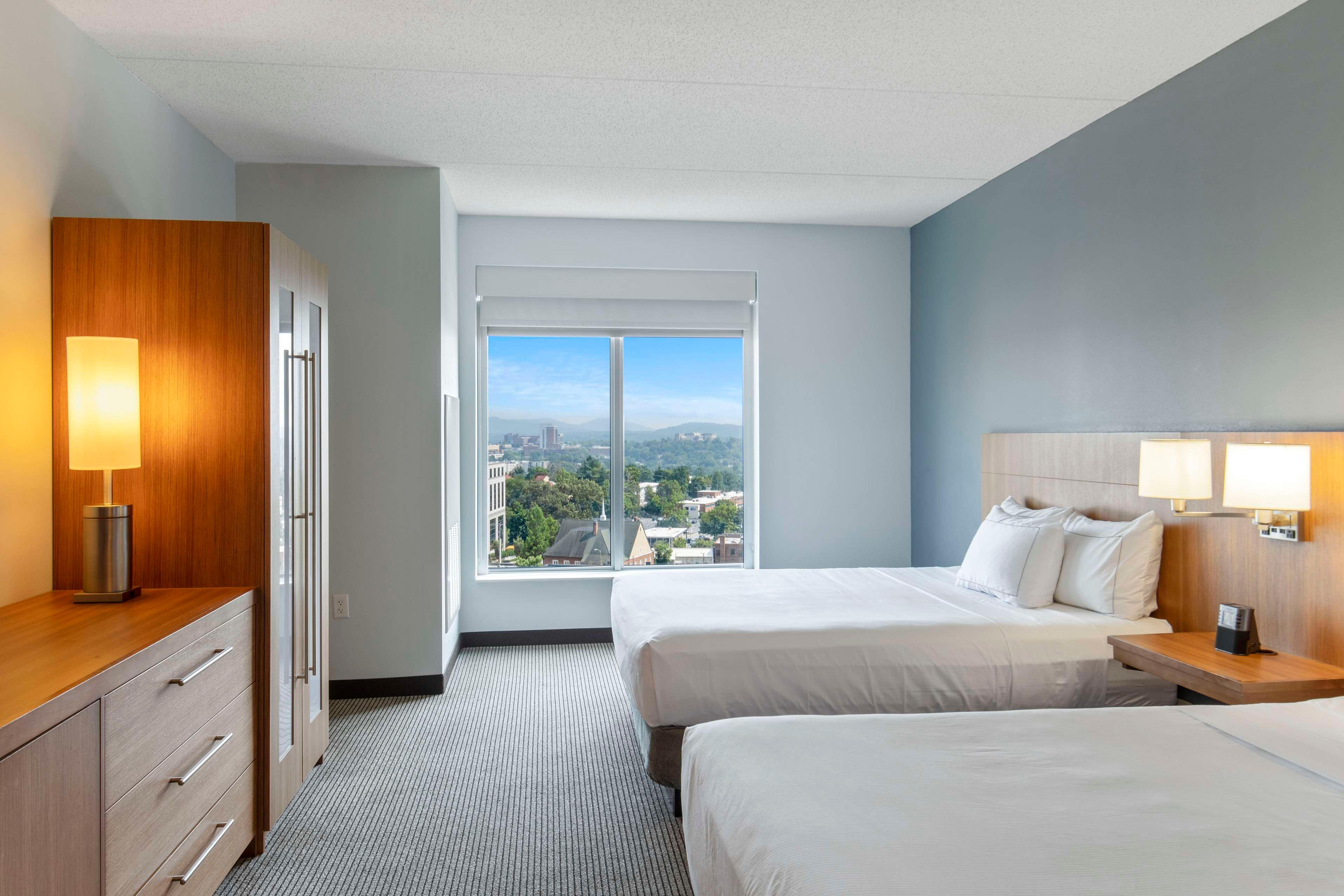 ROOM, 2 QUEEN BEDS, HIGH FLOOR, ACCESSIBLE