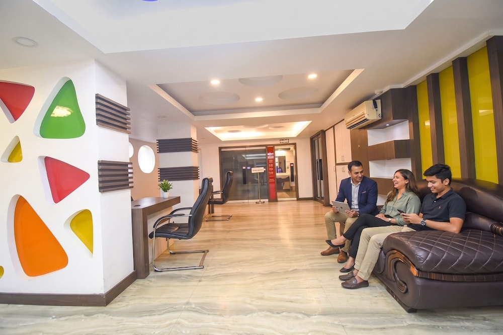 Fabhotel Emerald 30/36