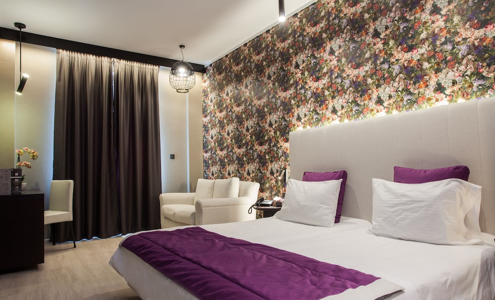 STANDARD, TWIN BEDS