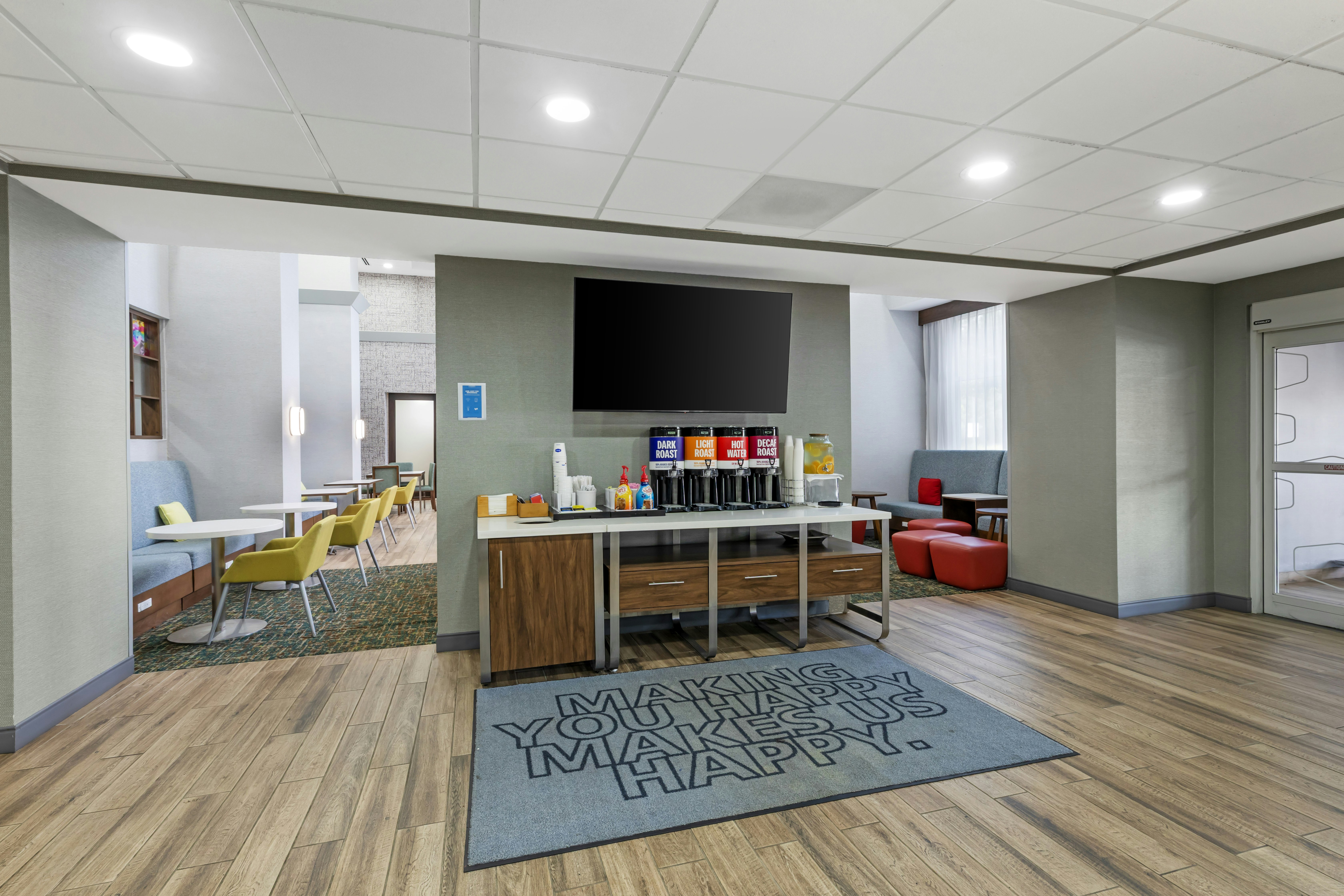 Hampton Inn & Suites Atlanta Airport West/Camp Creek Pkwy 34/41