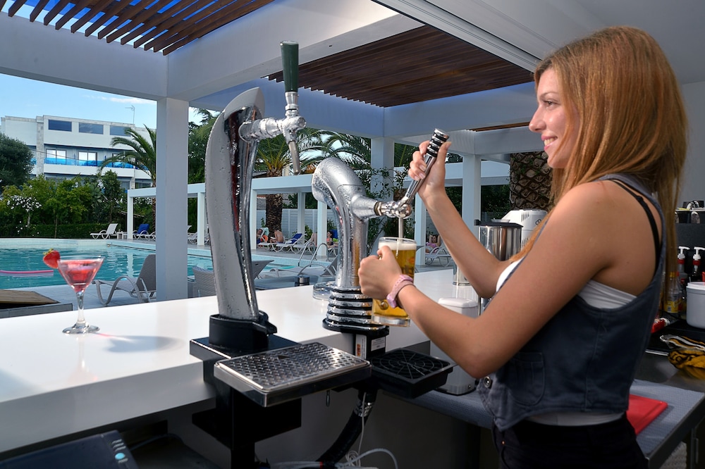 TRYP by Wyndham Corfu Dassia 59/69