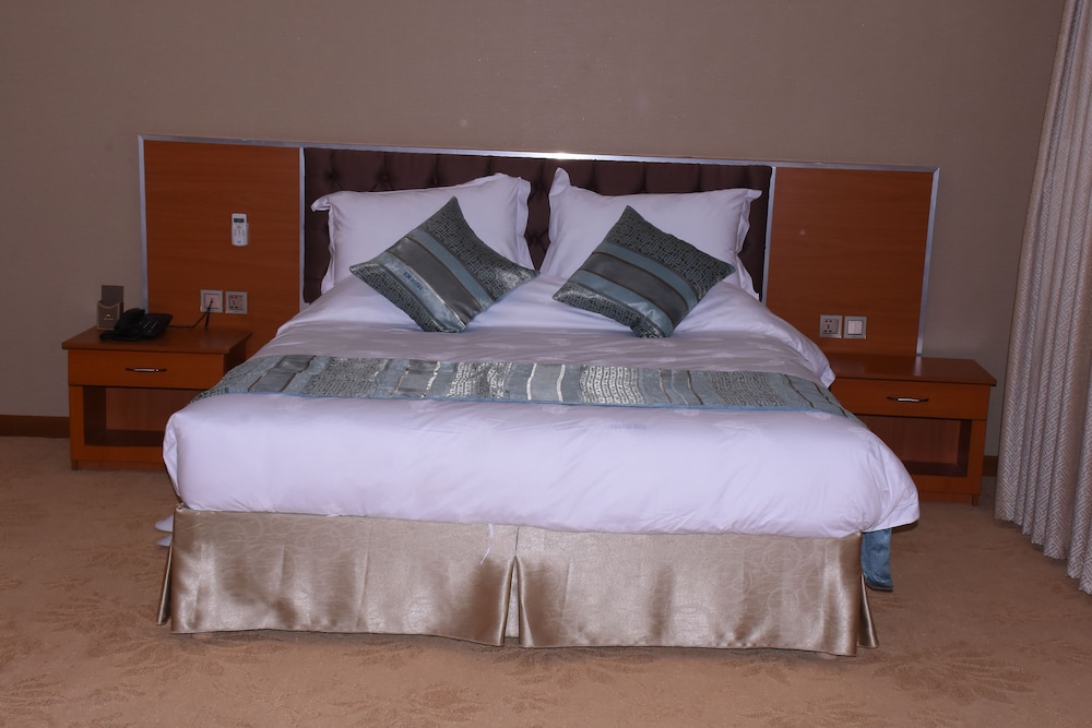 Kim Hotel 25/46