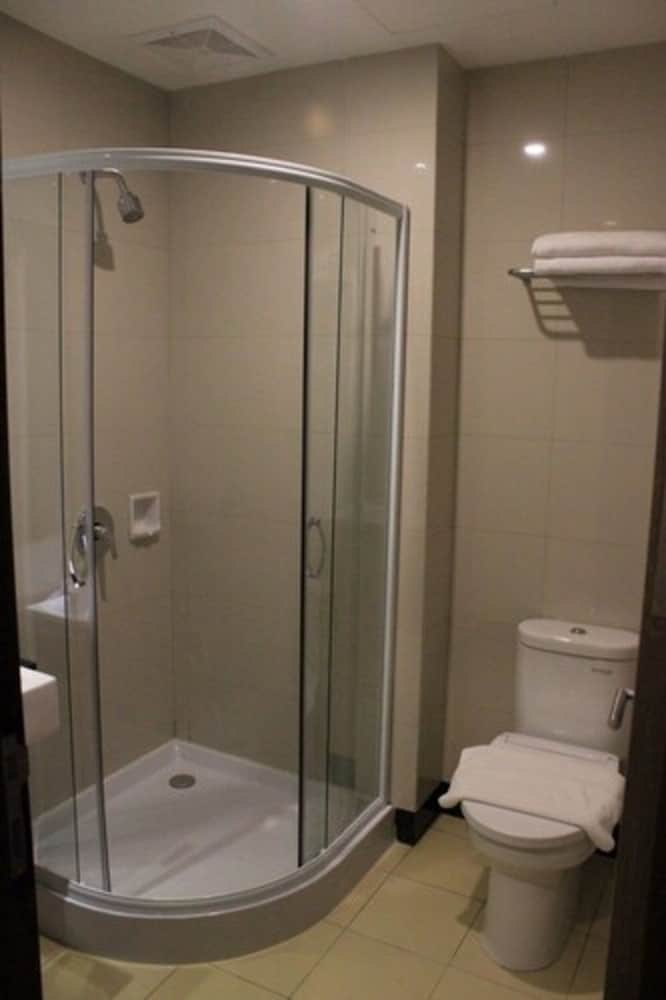 Biz Hotel Batam 57/59