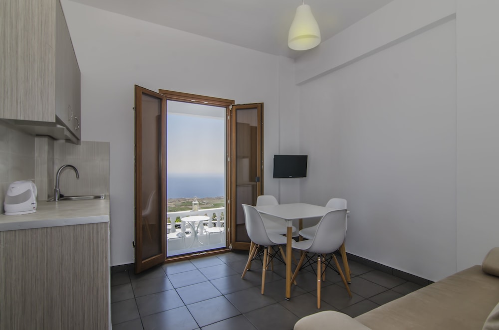 Belle Etoile Villas 58/75
