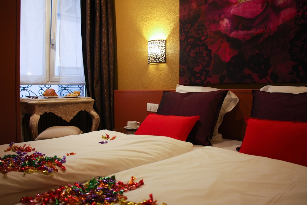 Hotel Roses Ex Hotel Aux Trois Roses 5/70