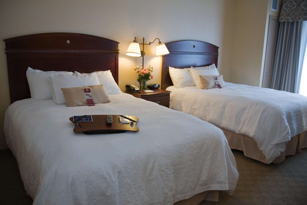 Hampton Inn Watertown 15/47