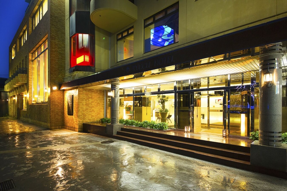 Ryugu Hotel 60/68