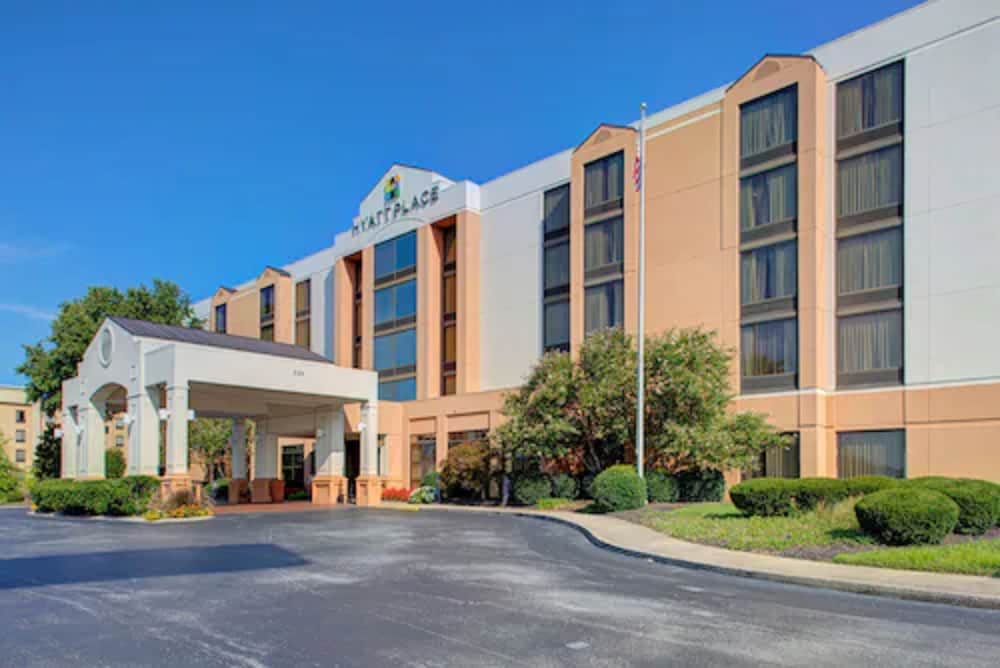 Hyatt Place Nashville Opryland 64/72