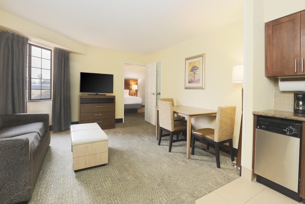 Staybridge Suites Reno 32/45