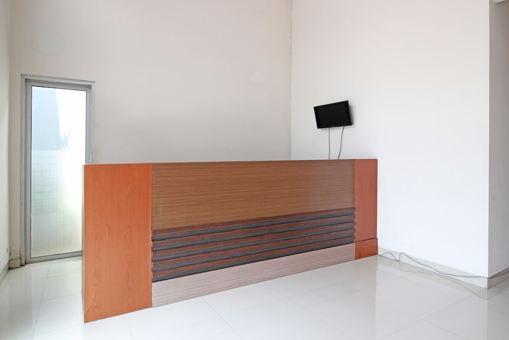 Reddoorz Near Hartono Mall 3 4/30