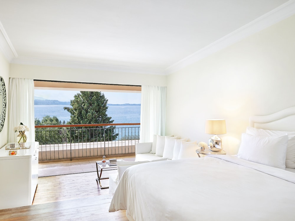 Corfu Imperial, A Resort to Live 18/74