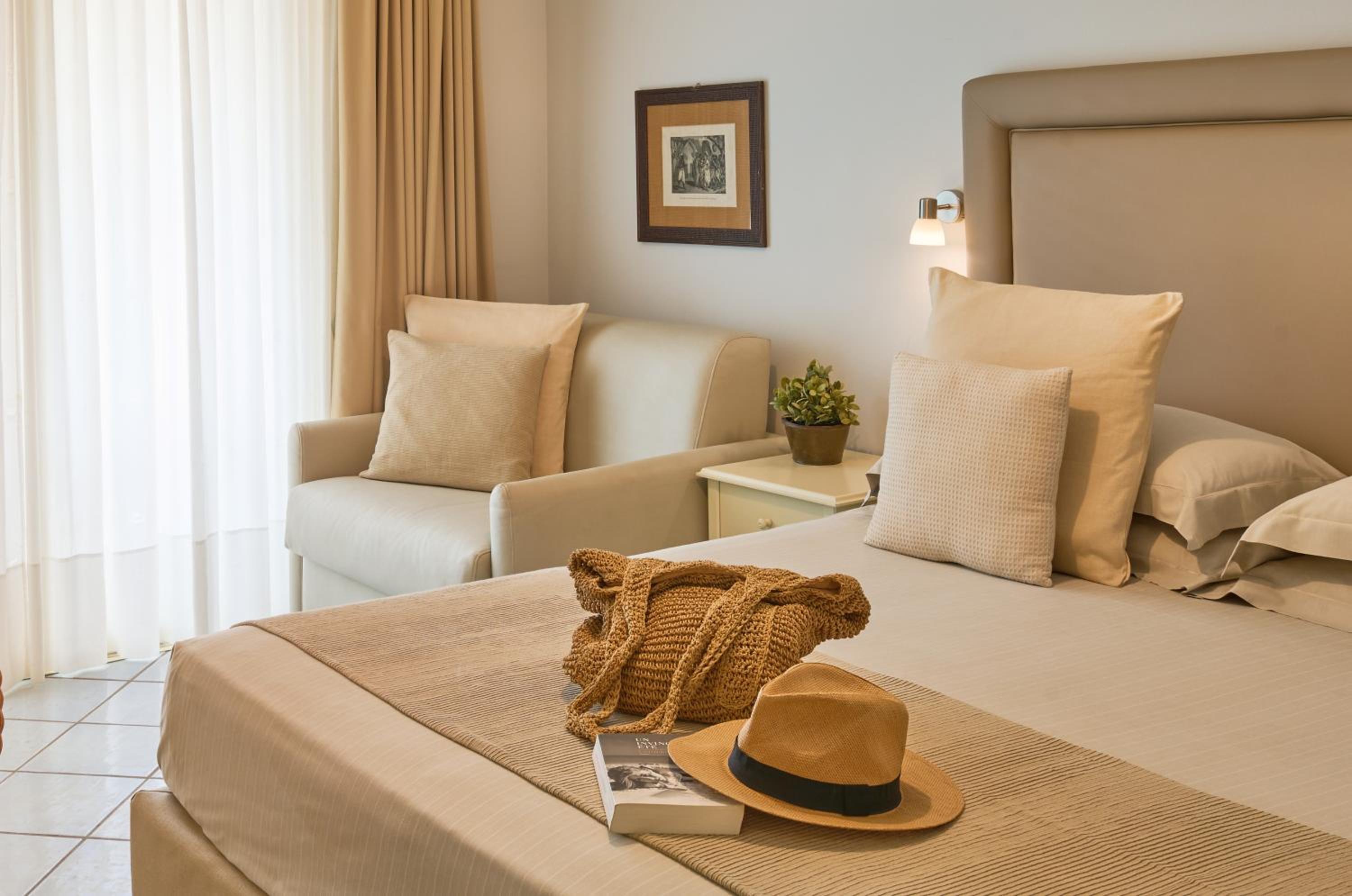 Boutique Hotel Su Sergenti 46/70