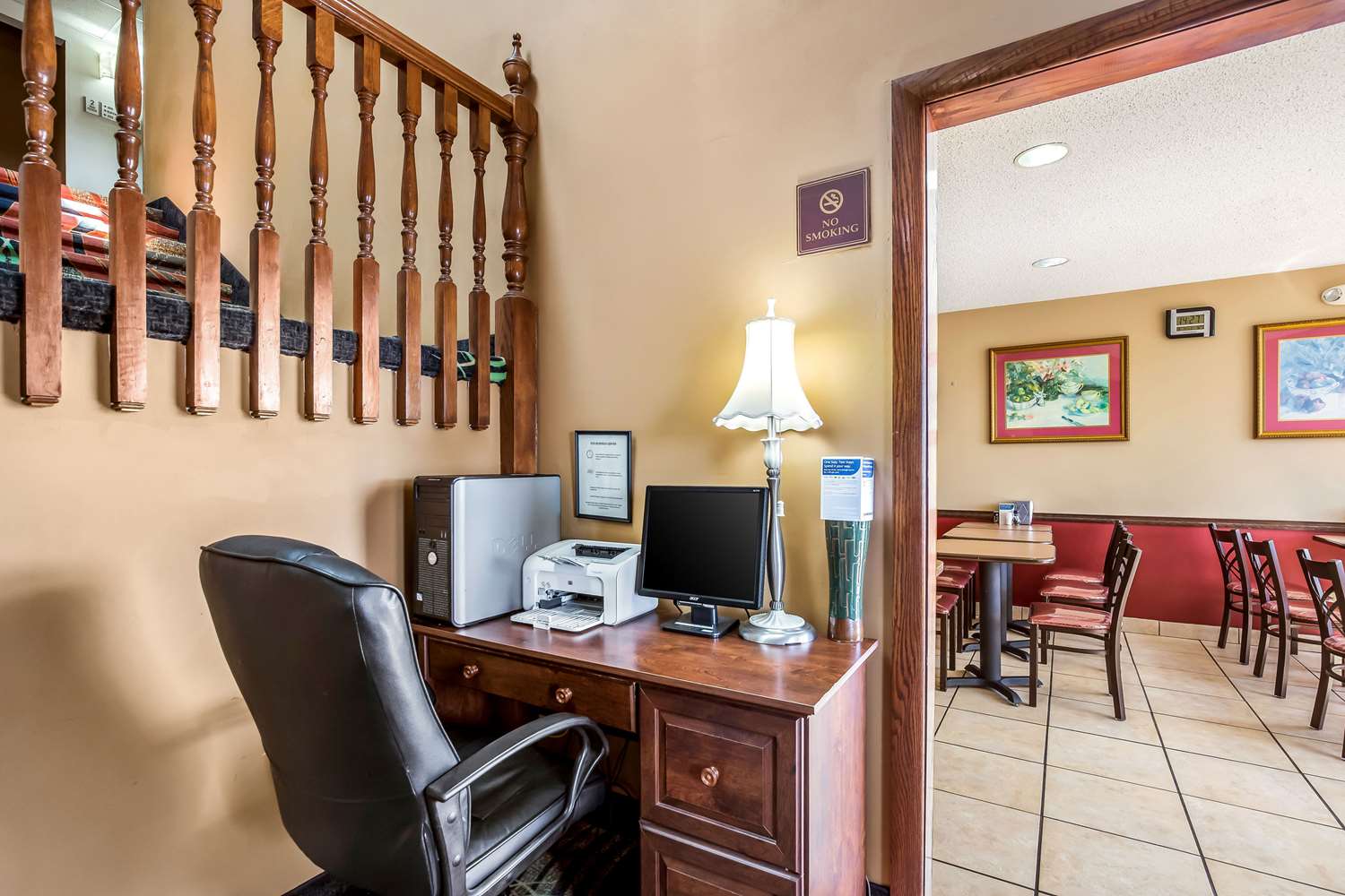 Econo Lodge Inn & Suites Fairview Heights - St. Louis 20/22