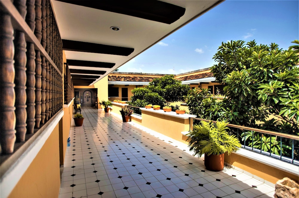 Hotel Caribe Merida Yucatan by Kavia 44/49