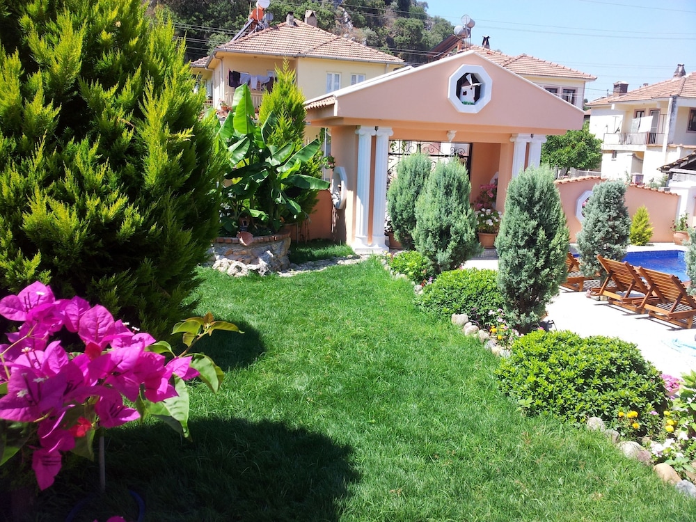 Dalyan Palace 68/76