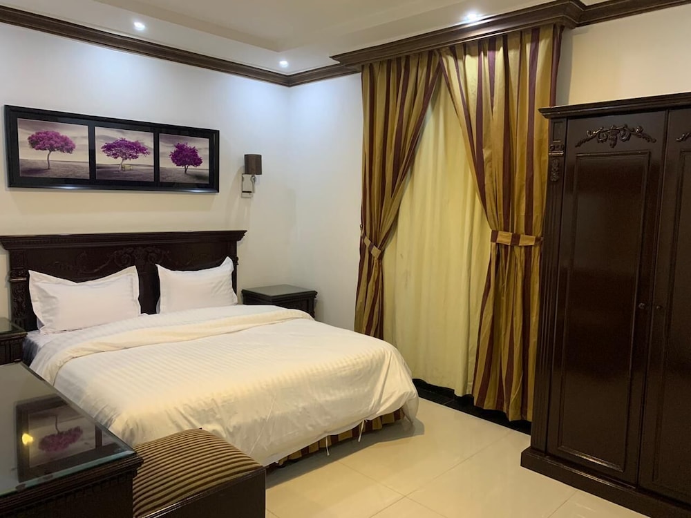 Deyala Hotel Apartments 1 6/17