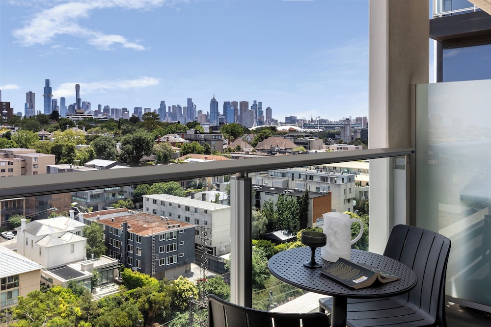 PUNTHILL SOUTH YARRA GRAND 42/61