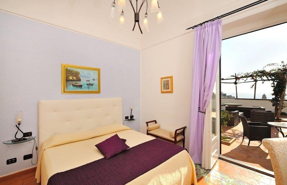 Hotel Villa Annalara 30/77