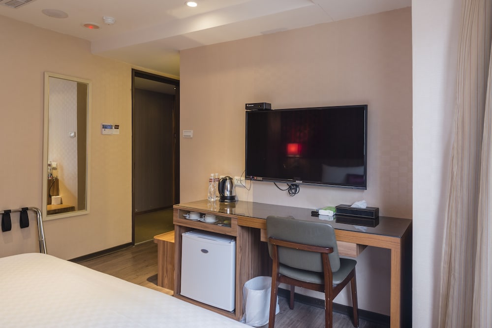 Shin Shin Hotels Songshan 40/55