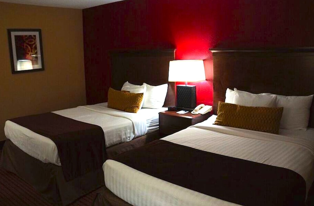 Baymont by Wyndham Richmond KY 12/30