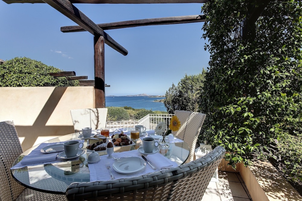 L'Ea Bianca Luxury Resort 4/73