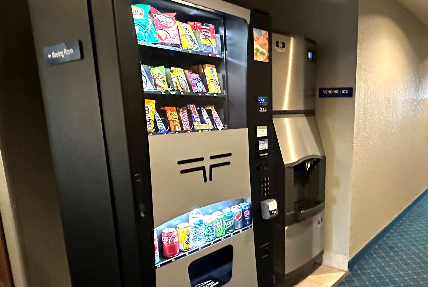 Microtel Inn & Suites Tomah 17/33
