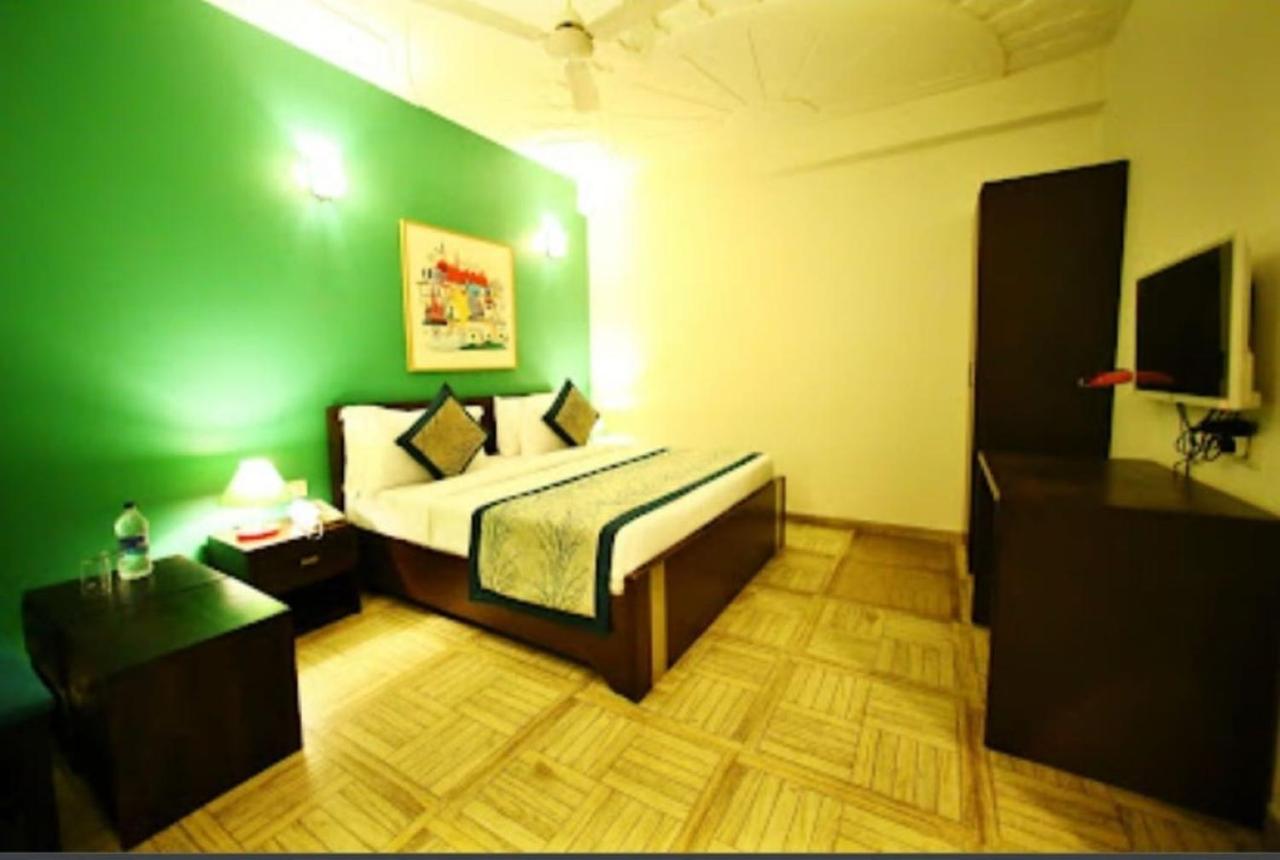 Oyo Rooms 766 Delhi Airport 17/29