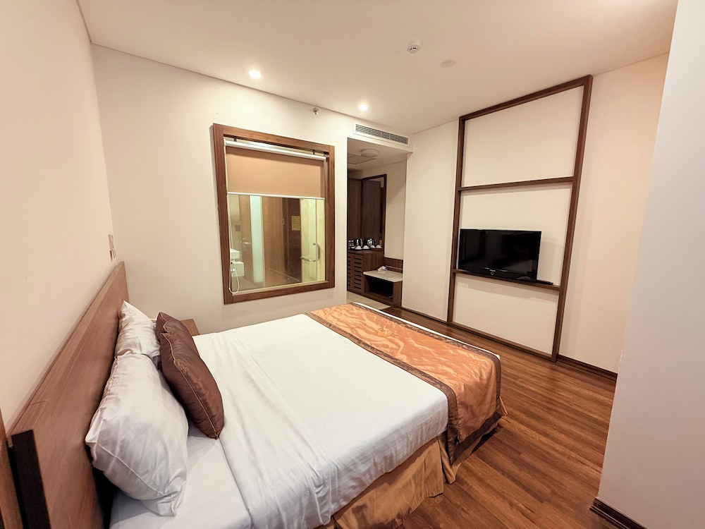 Lenid Nha Trang Hotel 30/66