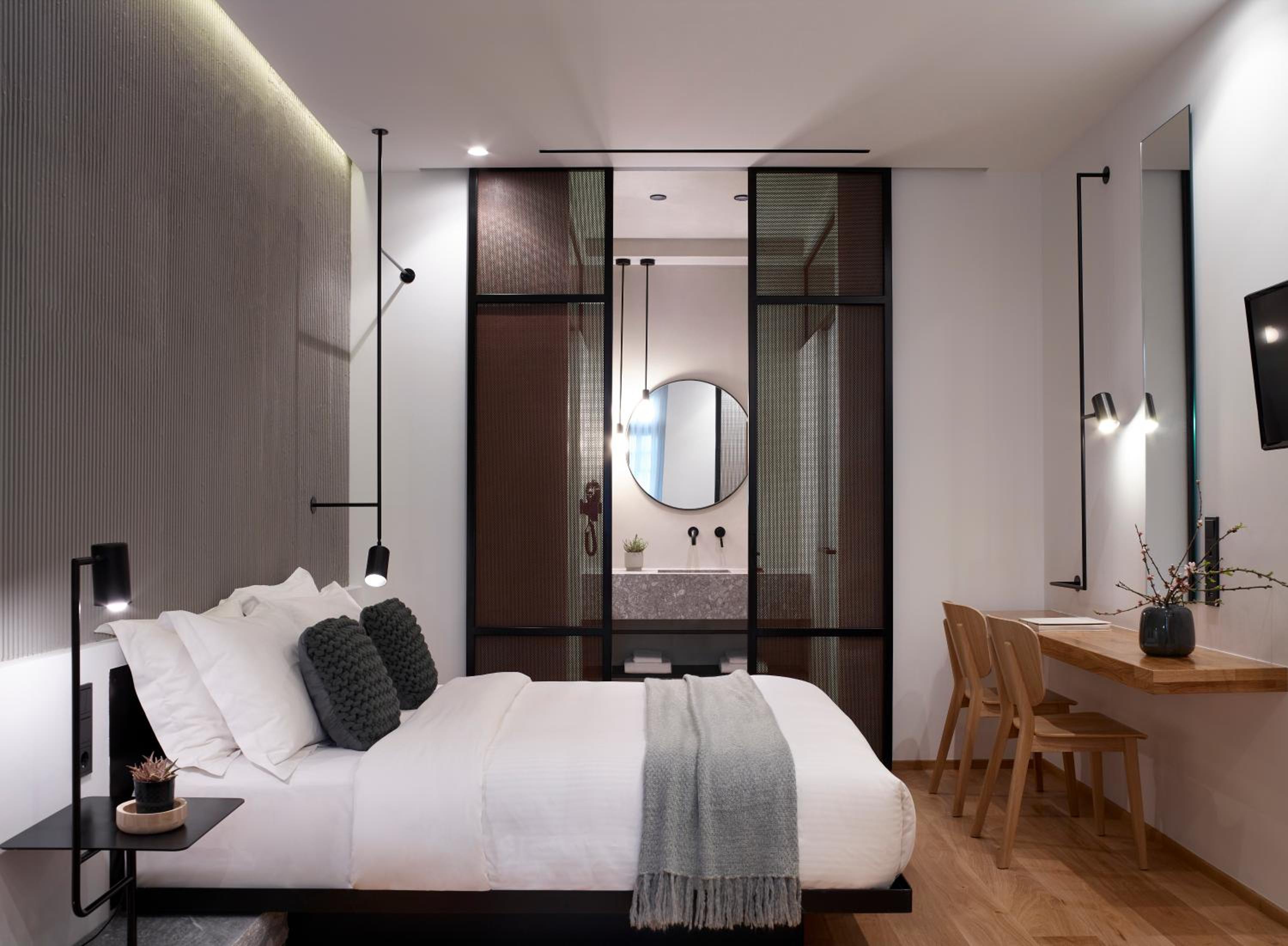 Junior Suite, Atrium View